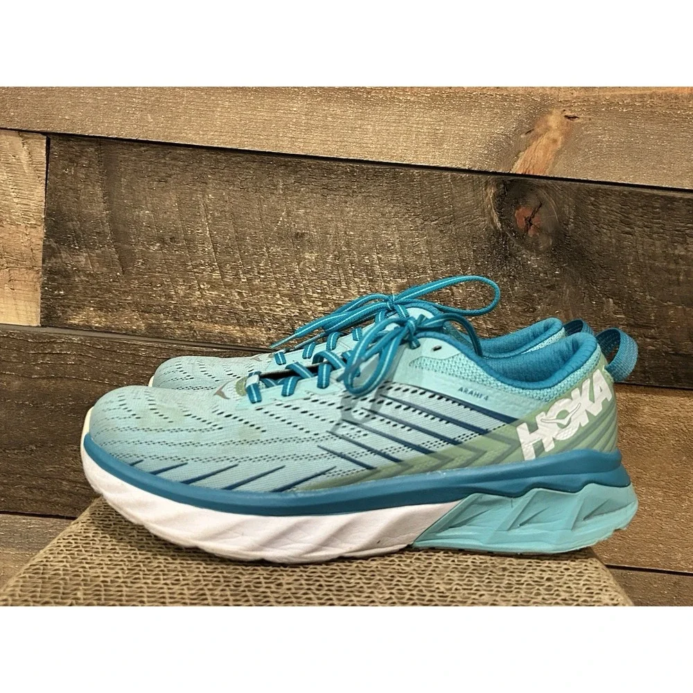 Hoka One One Arahi 4 Women's Size 9 Running Shoes Antigua Sand Carribean Sea